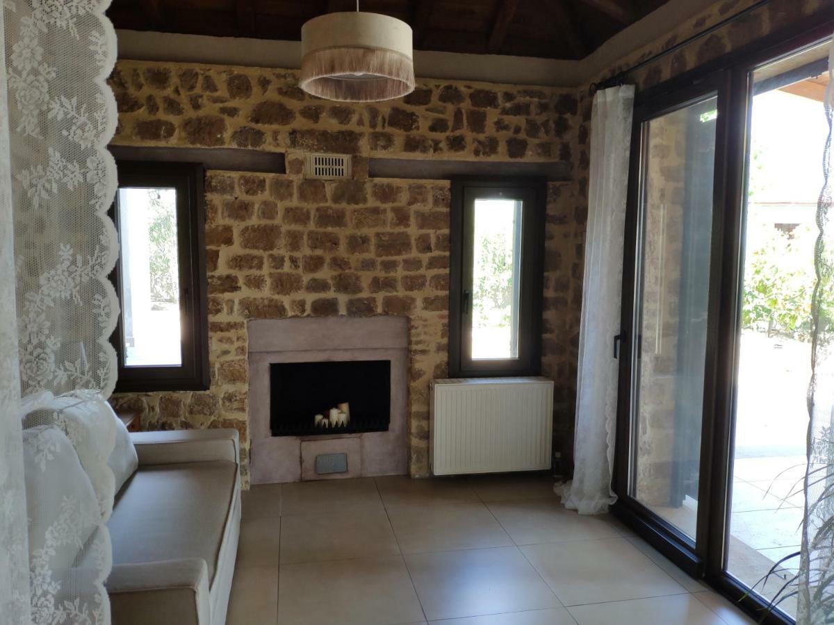 Olive Tree Cottage 2 Néa Péramos Exterior foto