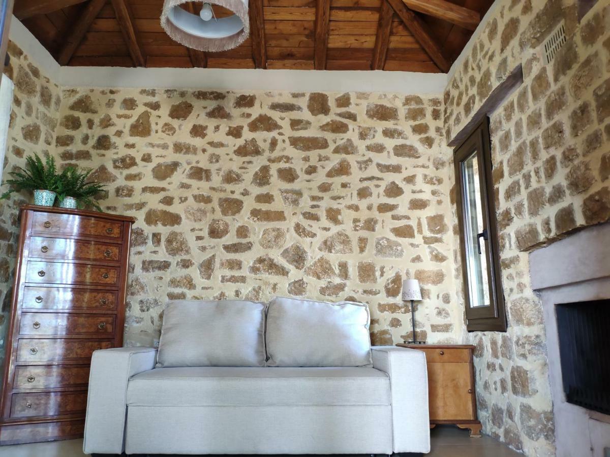 Olive Tree Cottage 2 Néa Péramos Exterior foto
