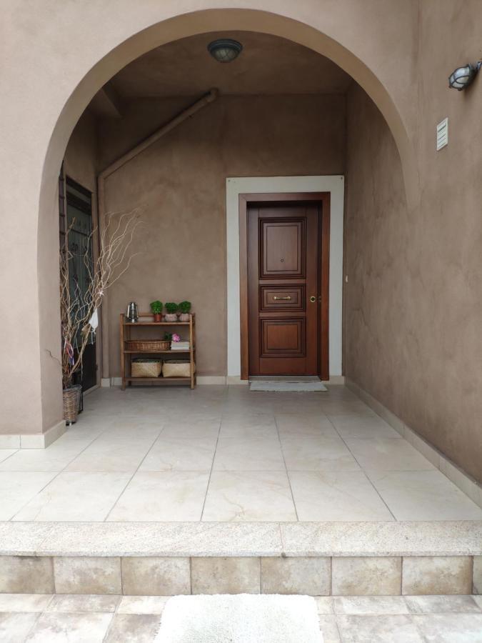 Olive Tree Cottage 2 Néa Péramos Exterior foto